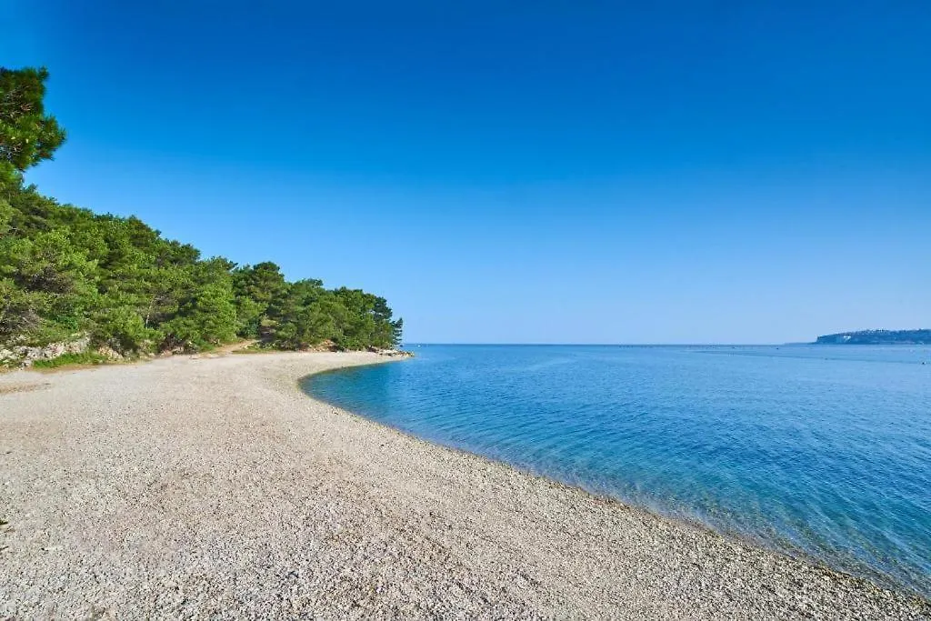 Apartment Kris Ουμάγκ